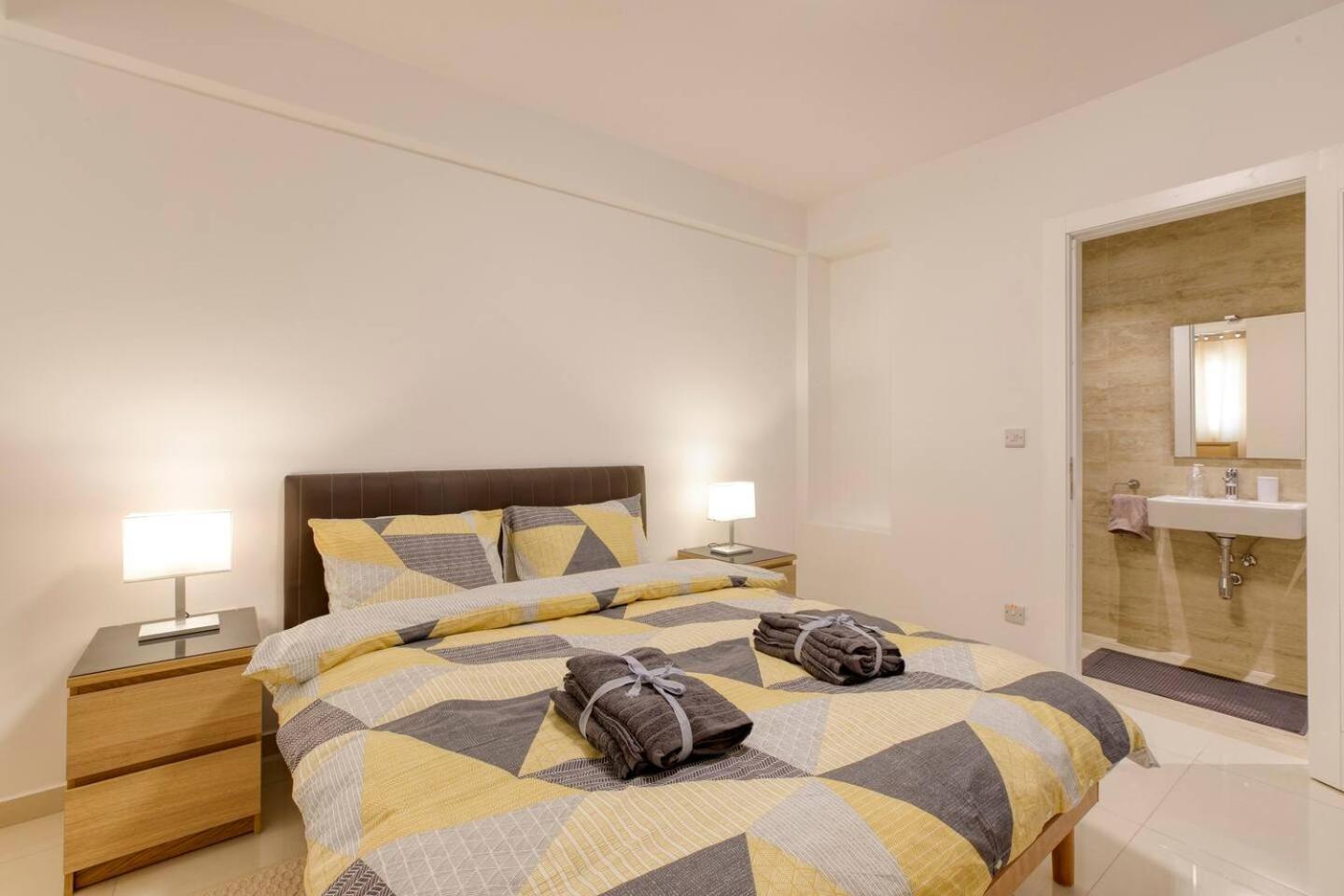 Beautiful Modern Central 2Br Apt Ta Xbiex Exteriör bild